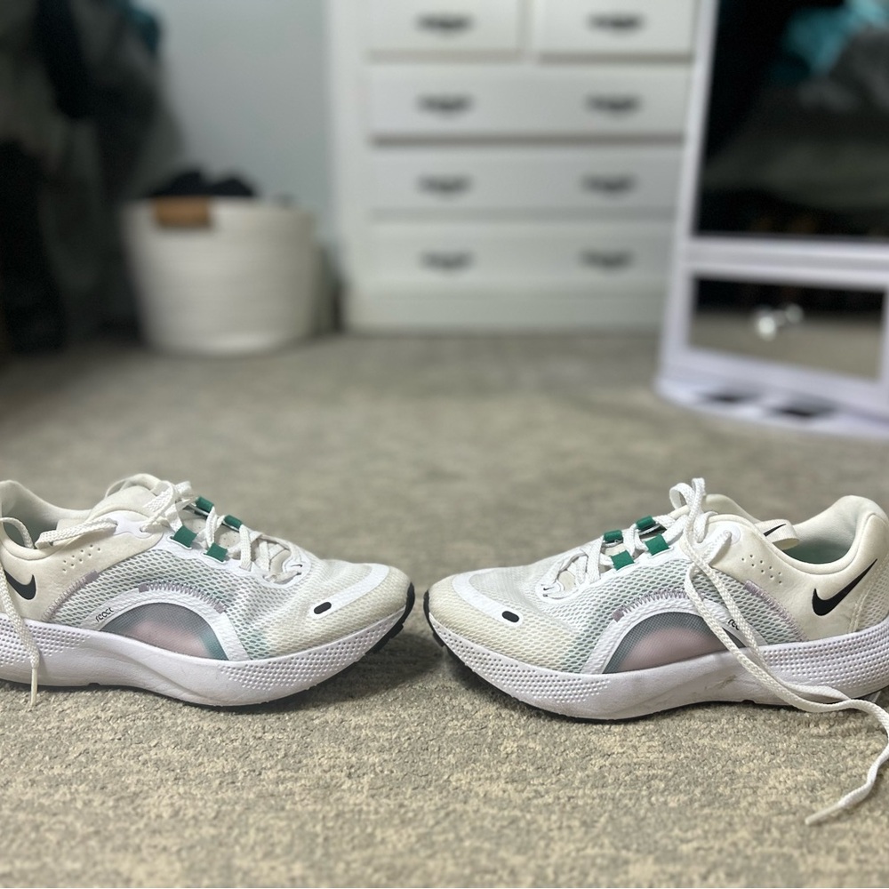 Nike Kids White and Green Sneakers